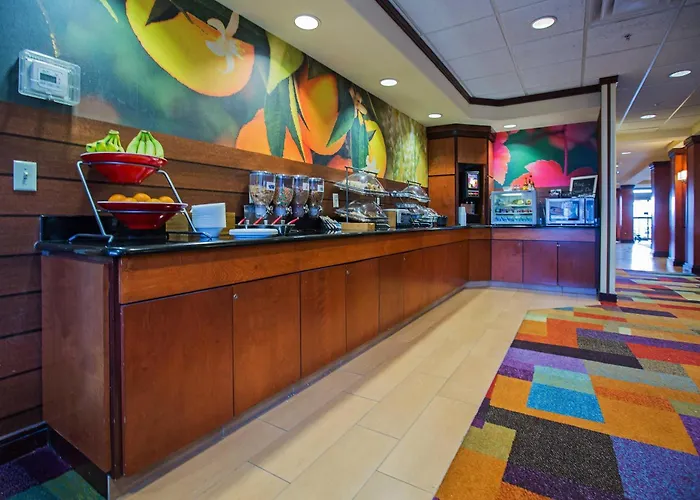 Fairfield Inn & Suites Toledo North